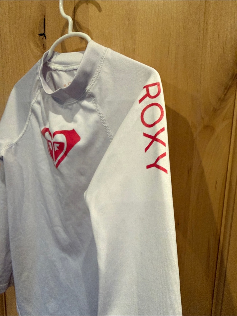 Roxy Rash Guard bundle (2). Size: 7 - Picture 3 of 7